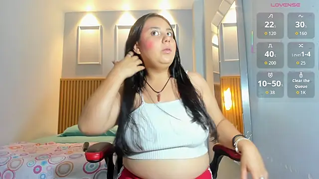 BONNIE CH1 online show from 02/18/26, 12:34