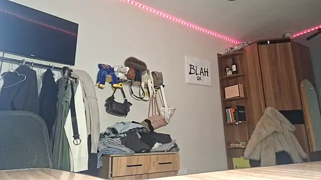 ChongTreece online show from 02/22/26, 06:13