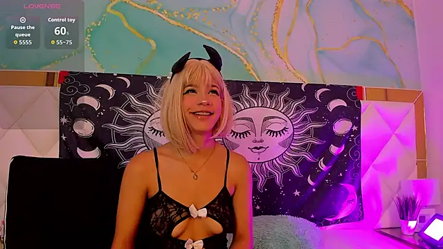 zanyx  online show from 04/13/26, 12:32