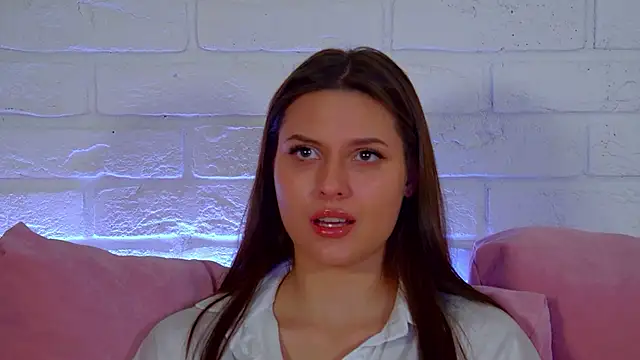 AliceVersal online show from 04/12/26, 04:28