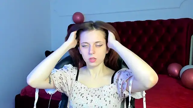 Snapshot of FreyaVey chatting on 02/25/26, 06:12 FreyaVey online show from 02/25/26, 06:12