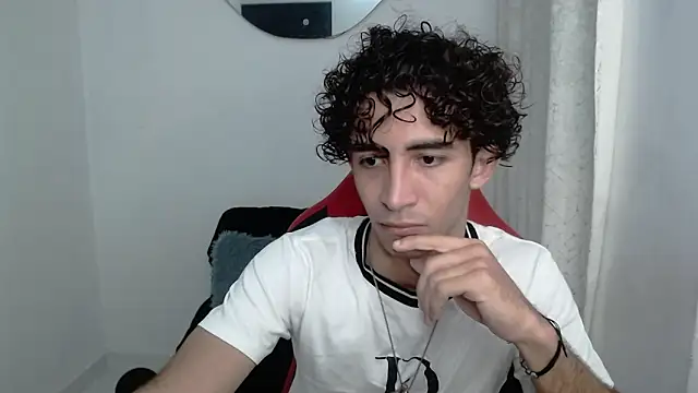 Caius fox online show from 02/04/26, 10:54