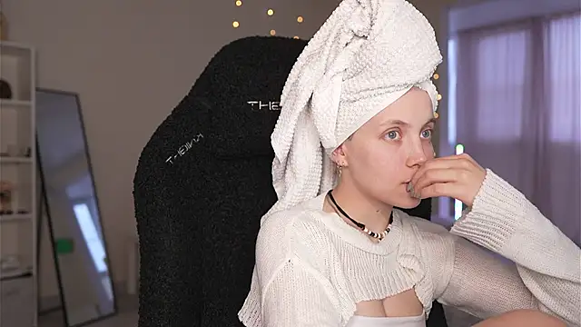 Appr0ved  online show from 03/12/26, 03:07