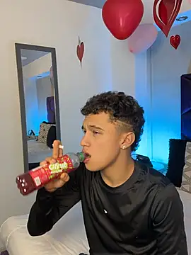 Dominik Souza online show from 03/05/26, 07:54