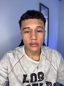 Dominik Souza online show from 04/02/26, 07:55