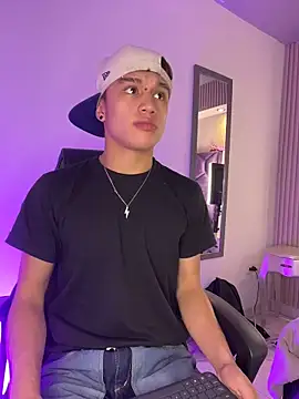 Dominik Souza online show from 04/17/26, 08:23