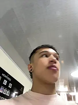 Dominik Souza online show from 05/19/26, 08:04