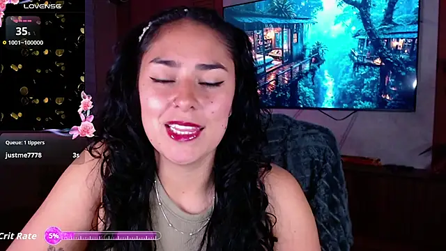 Snapshot of Iris_colette chatting on 05/10/26, 01:33 Iris colette online show from 05/10/26, 01:33