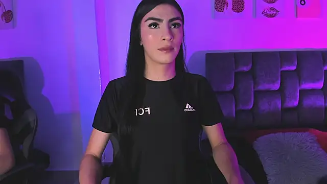 Isabella Moon9 online show from 04/06/26, 12:17