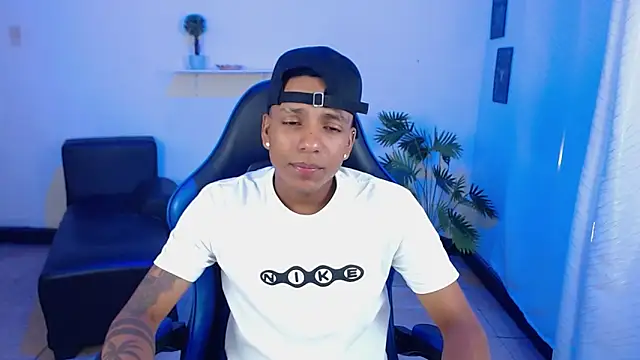 ostinn18 online show from 03/04/26, 02:12