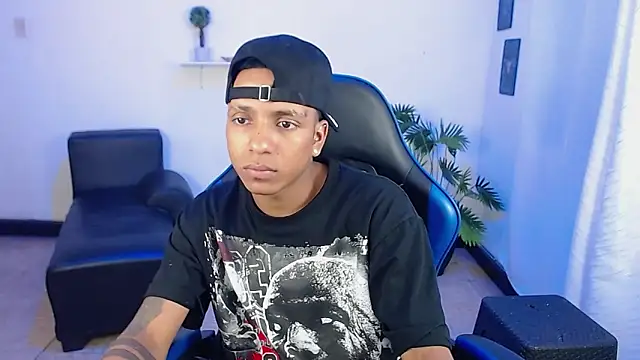 ostinn18 online show from 03/05/26, 02:13