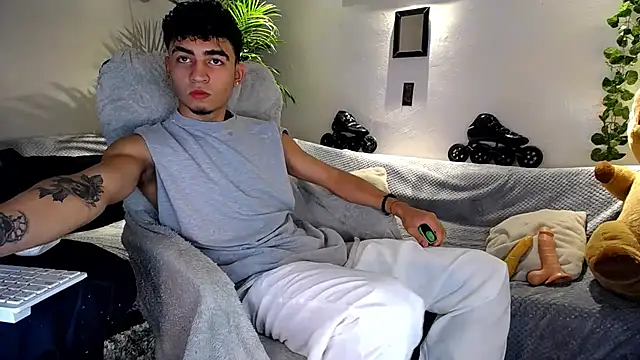 tiancam online show from 06/30/26, 02:12