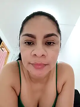 luna pinky online show from 02/18/26, 03:30