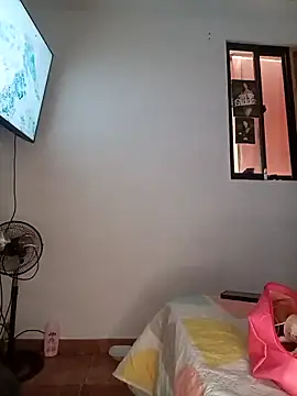 luna pinky online show from 04/17/26, 04:10