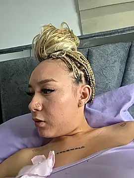 alaia princess online show from 03/30/26, 12:11