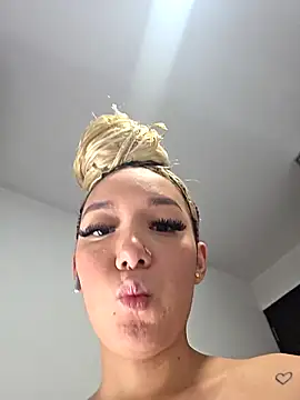 alaia princess online show from 04/01/26, 11:24