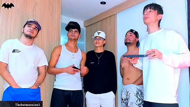 TheBatMansion online show from 03/12/26, 03:01