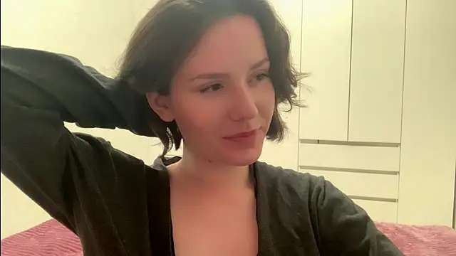 Snapshot of cherishedwish chatting on 04/14/26, 01:44 cherishedwish online show from 04/14/26, 01:44