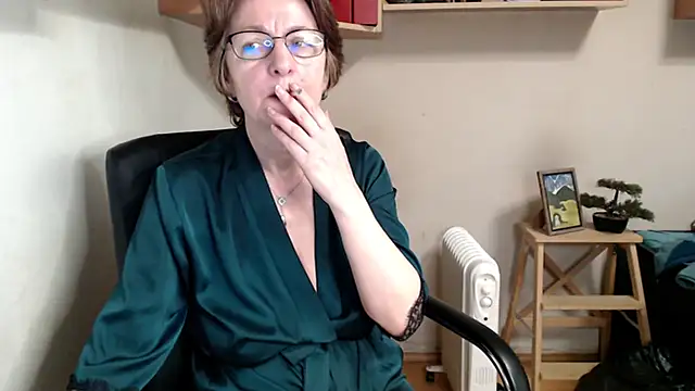 katemodel online show from 02/24/26, 07:39