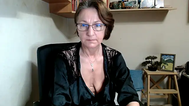 Snapshot of katemodel chatting on 07/21/26, 06:27 katemodel online show from 07/21/26, 06:27