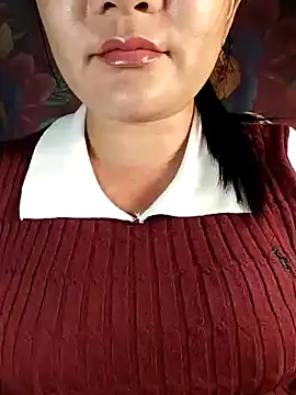 Reina Fcup01 online show from 02/18/26, 02:24