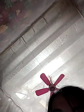 Reina Fcup01 online show from 03/19/26, 12:25