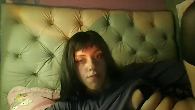 Snapshot of mimi_miauu chatting on 05/06/26, 03:24 mimi miauu online show from 05/06/26, 03:24