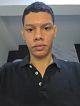 milo cruz  online show from 04/07/26, 11:43