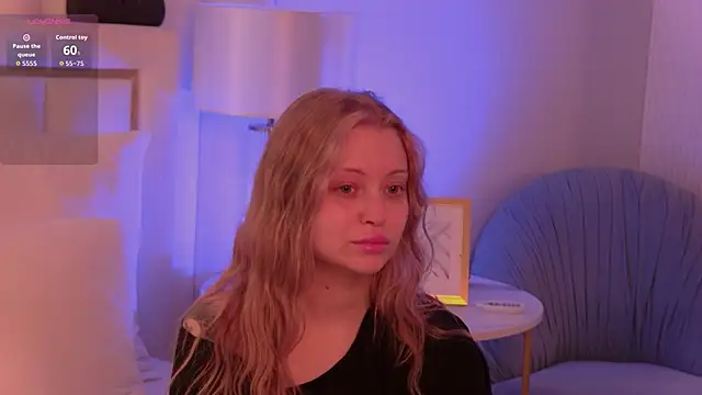 MollyHilton online show from 03/24/26, 06:02