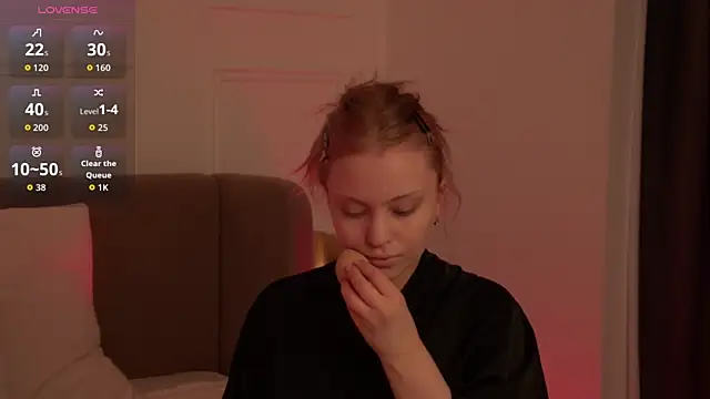 MollyHilton online show from 03/28/26, 05:56