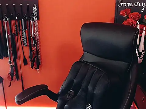  MissJaneWarren  online show from 04/18/26, 08:51