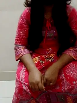 angel-rosse online show from 04/17/26, 08:01