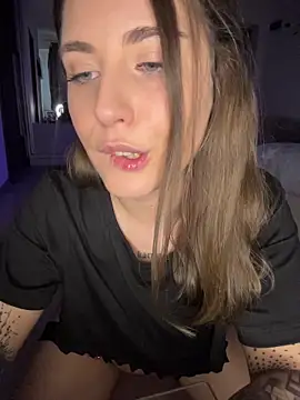 VanessaAnne online show from 02/15/26, 07:51