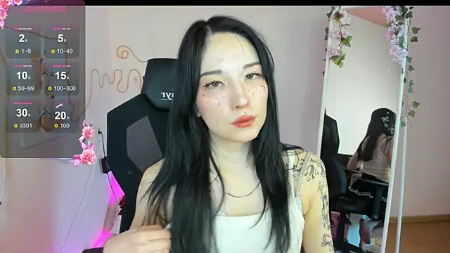 AliceeinWonderlanddd online show from 03/27/26, 08:37