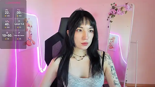 Snapshot of AliceeinWonderlanddd chatting on 06/15/26, 02:25 AliceeinWonderlanddd online show from 06/15/26, 02:25