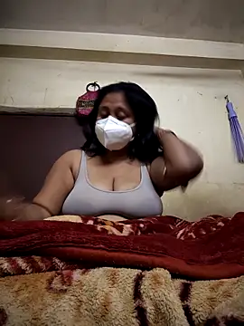 Snapshot of Curvy_Trisha chatting on 02/02/26, 11:42 Curvy Trisha online show from 02/02/26, 11:42