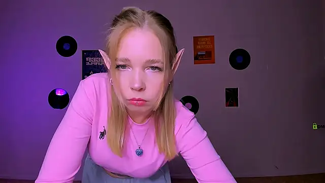 eira mouse online show from 04/20/26, 08:39