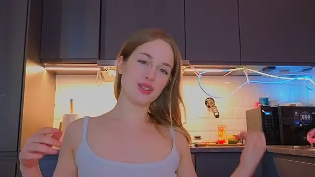 Snapshot of AnneRiver chatting on 03/27/26, 05:57 AnneRiver online show from 03/27/26, 05:57