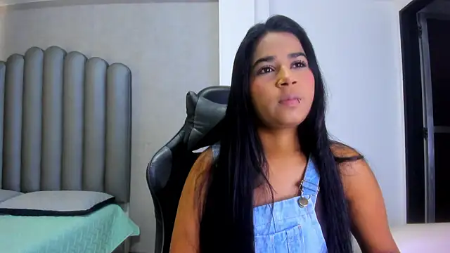 Shirleytaylor- online show from 02/23/26, 11:18