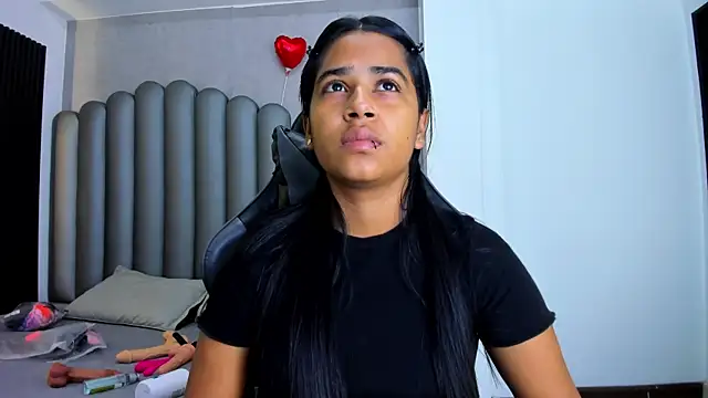 Shirleytaylor- online show from 03/19/26, 11:36