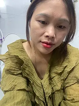Emxinhka1 online show from 04/07/26, 05:57