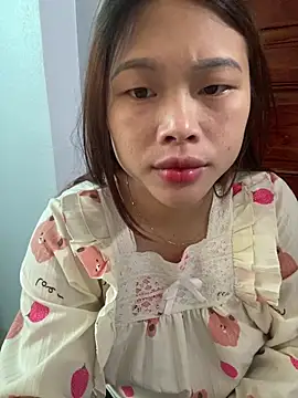 Emxinhka1 online show from 04/23/26, 04:14