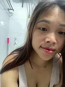 Emxinhka1 online show from 06/16/26, 11:51