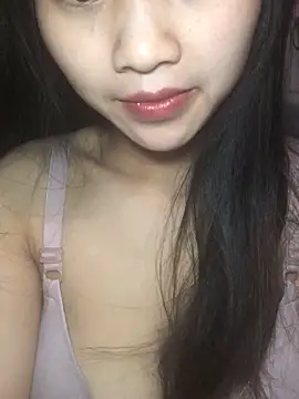 uyensexy online show from 02/04/26, 03:40