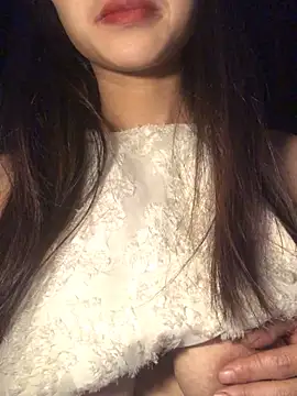 uyensexy online show from 02/10/26, 03:10