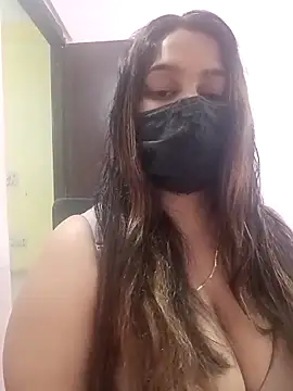 Aliya Hott online show from 04/19/26, 06:13