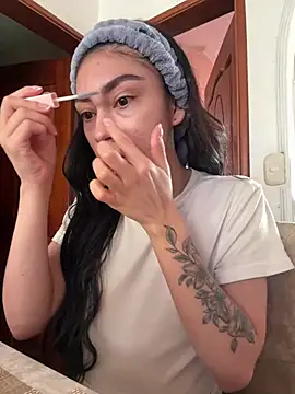 Bonny Eva online show from 02/04/26, 07:31