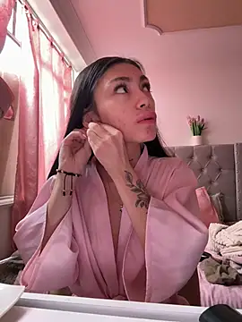 Bonny Eva online show from 04/10/26, 02:00