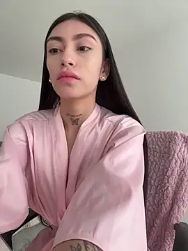 Bonny Eva online show from 06/05/26, 05:51