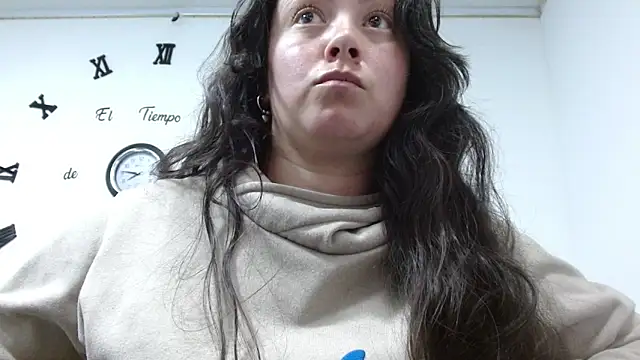 ElaMurray02 online show from 02/13/26, 03:41